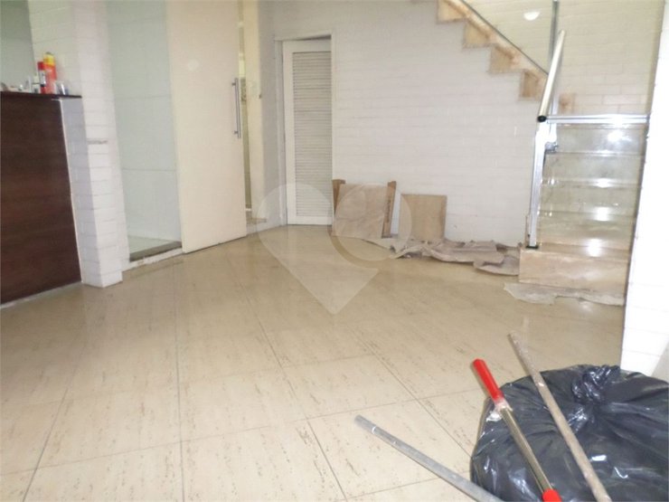 Casa à venda com 2 quartos, 100m² - Foto 3