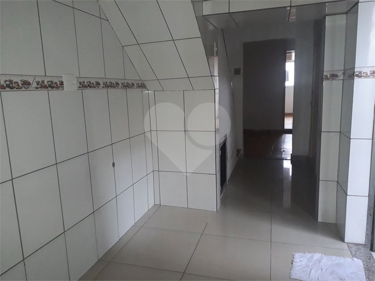 Casa à venda com 3 quartos, 88m² - Foto 10