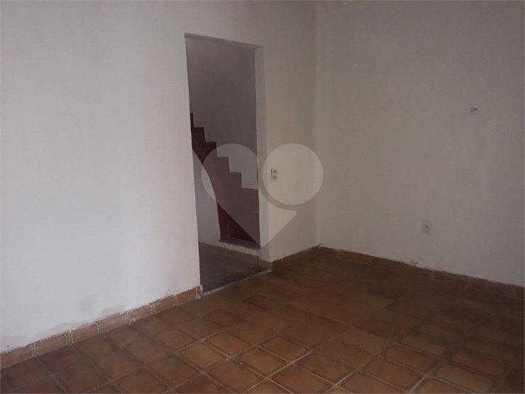 Casa à venda com 3 quartos, 88m² - Foto 4