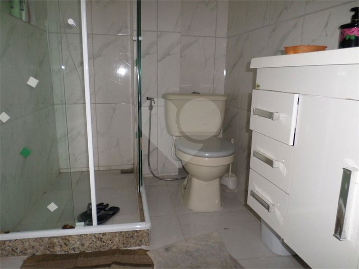 Casa à venda com 3 quartos, 90m² - Foto 13