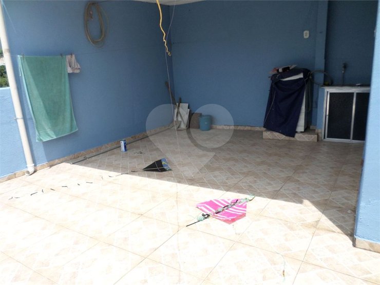 Casa à venda com 3 quartos, 90m² - Foto 17