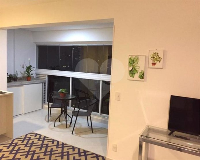 Alugar Apartamento em Santo Amaro, 35,00 m² 310IM353021