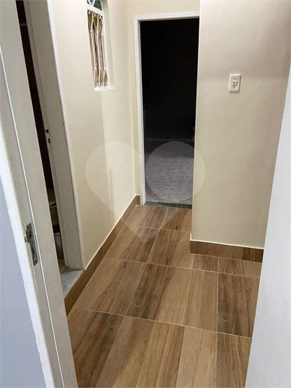 Casa à venda com 4 quartos, 144m² - Foto 18