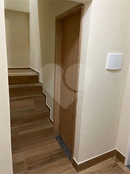 Casa à venda com 4 quartos, 144m² - Foto 16