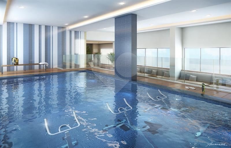 Piscina coberta destinada ao público adulto. Piscina coberta destinada ao público adulto.